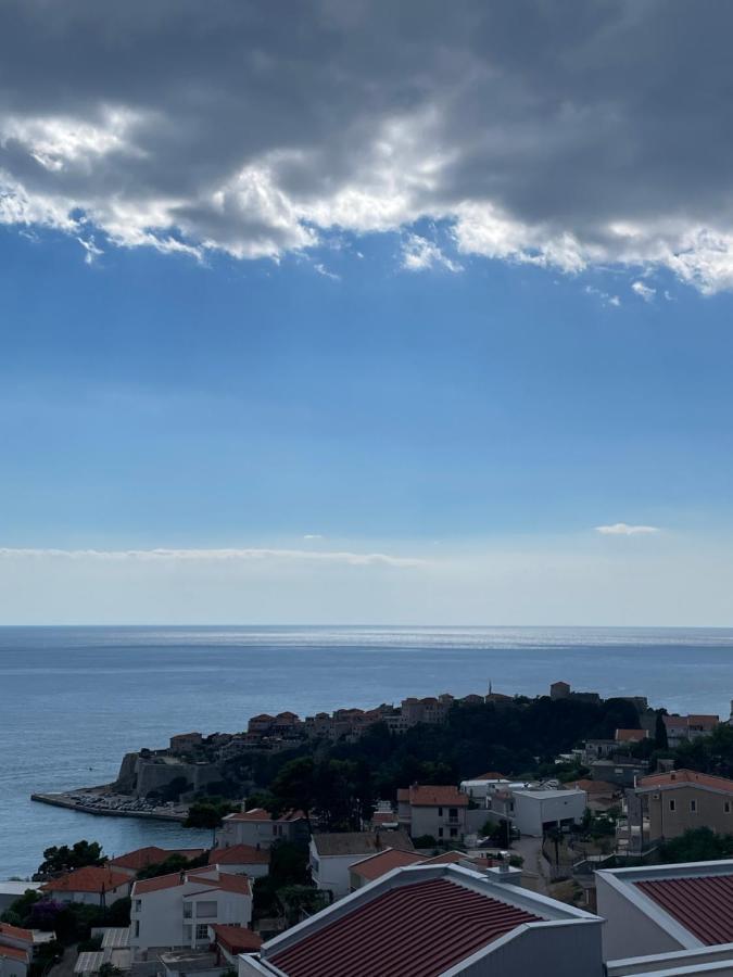 Em Apartments Ulcinj Kültér fotó